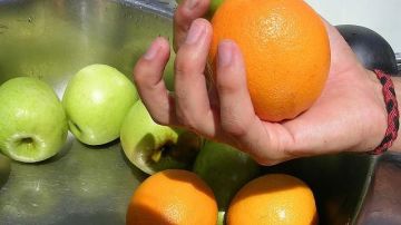 La fruta aporta una gran variedad de nutrientes, especialmente para las personas mayores.