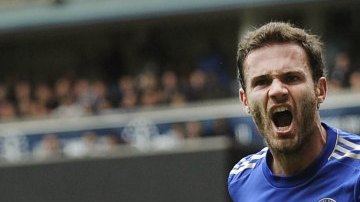 El delantero español Juan Mata pasó del Chelsea al Manchester United