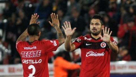 El delantero argentino Javier Gandolfi consiguió el gol del triunfo
