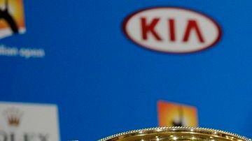 'Stan' se pone por encima de su paisano,  Roger Federer.