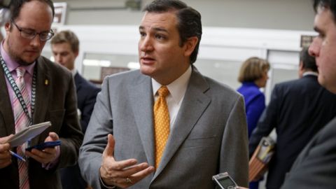 El Senador Ted Cruz, R-Texas, en diciembre. En menos de un año en el Senado, Cruz se ha convertido en héroe del Tea Party.