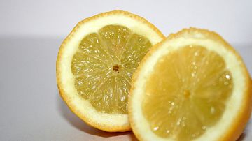 Lemon essential oil has antibacterial properties.
