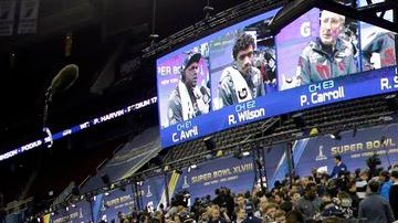 El hombre de los 'dreadlocks' soprendió en un 'media day' en el que Marshawn Lynch dio la mala nota.