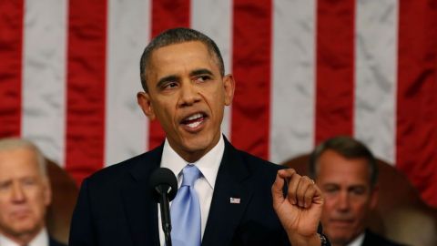 El presidente Obama dijo que si el Congreso le da la espalda, tomará medidas unilaterales.