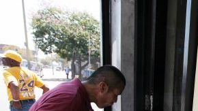 Uno de cada siete estadounidenses de bajos ingresos depende del programa federal de estampillas de comida para su sustento.