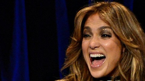 Jennifer López toma las situaciones inesperadas con humor y con calma.