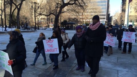 Los padres con hijos en escuelas charters le manifestaron su preocupación a la Defensora del Pueblo, Letitia James, mediante una carta.