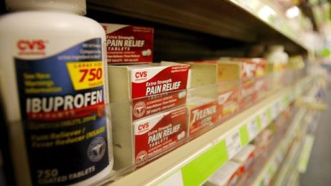 Los analgésicos que requieren receta medica que fueron robados estan relacionado con procesos criminales en el estado de Florida.