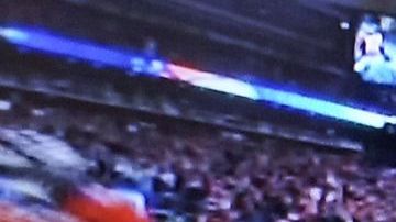 Los jugadores de Seattle realizaron ya calentamientos en el terreno de juego.
