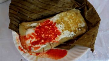 Los mexicanos festajan cada 2 de febrero el Día con la Candelaria comiendo tamales.