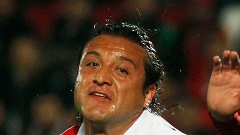 Héctor Reynoso en juego contra Xolos de Tijuana.