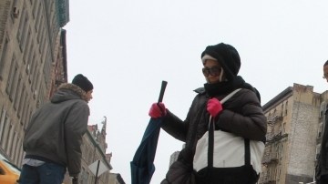 Los neoyorquinos sufrieron para trasladarse por las calles durante las recientes tormentas de nieve registradas.