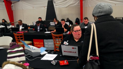 Una feria organizada por The Center for New York City Neighborhoods fue realizada el sábado con la participación de entidades financieras y el objetivo de evitar los embargos hipotecarios.