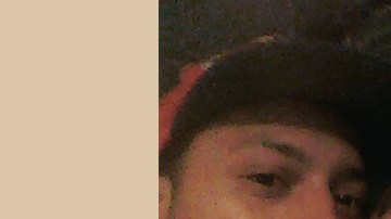 Héctor Esquivel Chávez (en la foto junto a su hija de tres años), fue deportado en octubre pasado, tras pagar una multa de tráfico.