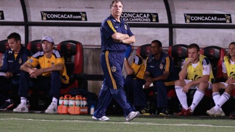 Bruce Arena ve al Tri en la segunda fase del Mundial.