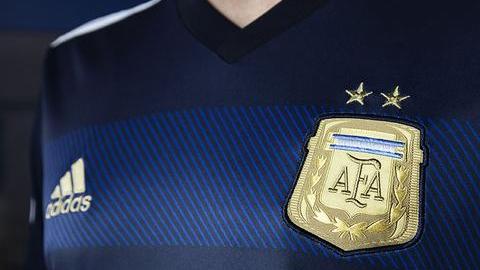 La nueva playera de Argentina para Brasil 2014