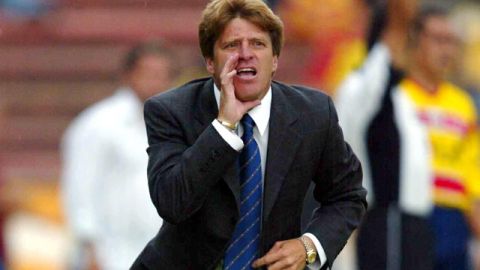 Miguel Herrera cuando dirigía a los Potros de Hierro del Atlante.