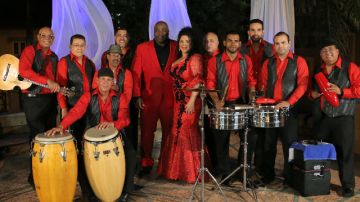El Conjunto Sabrosura se encuentra promocionando su primer disco “Moña Pa' Mi Bongó”, con el que ya han conquistado al público de Puerto Rico.