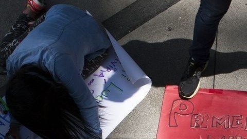 La funcionaria afirmó que no permitirán manipulaciones de la prensa nacional e internacional.