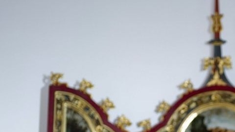 El religioso Franz Peter Tebartz-van Elst, fue separado de su cargo.