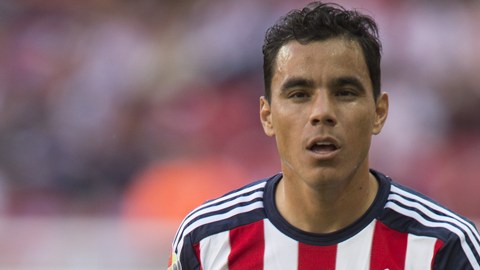 Omar Bravo de Chivas del Guadalajara.