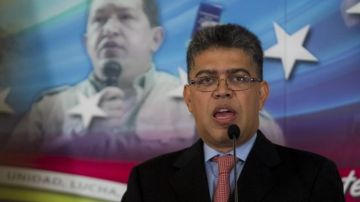 El canciller de Venezuela, Elias Jaua, en la rueda de prensa el lunes para anunciar que los funcionarios de EEUU tienen 48 horas para abandonar el país.