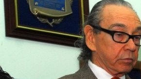 Loida Rivera Vera junto a Alejandro Madera, los hijos de la señora ultrajada en un asilo de ancianos, se encuentran indignados por el hecho.