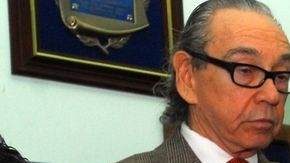 Loida Rivera Vera junto a Alejandro Madera, los hijos de la señora ultrajada en un asilo de ancianos, se encuentran indignados por el hecho.