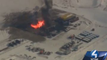 Vista del incendio ocurrido tras una explosión en un pozo de gas en Pennsylvania.