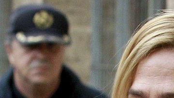 La infanta, imputada por delitos de fraude fiscal y lavado de capitales, declaró ante el juez.