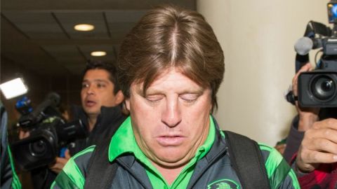 El técnico de la selección mexicana, Miguel Herrera, regresó de Brasil, donde tomó un seminario impartido por la FIFA