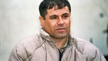 Joaquín Guzmán Loera se encontraba prófugo de la ley desde 2001, después de fugarse de una prisión de alta seguridad en Jalisco.