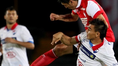 Pese a la derrota, Santa Fe conserva la primera posición en Colombia.