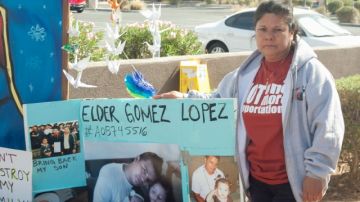 La madre del inmigrante Elder Gómez no se da por vencida en Phoenix,  Arizona.