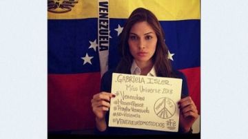 La Miss Universo 2013 Gabriela Isler se unió a la iniciativa "Misses4Peace".