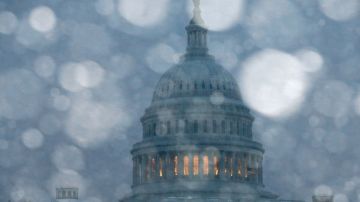 La tormenta de nieve obligó a suspender la actividad del Gobierno federal en la capital.