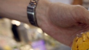 Autoridades analizan el producto en cuestión para determinar si en realidad contiene THC, el componente psicoactivo del cannabis.