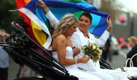 La propuesta atentaría contra los derechos de la comunidad homosexual.