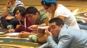 La mayoría favorece un camino a la ciudadanía para los indocumentados.