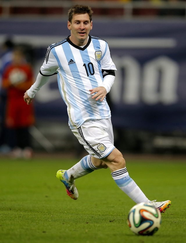 Lionel Messi durante el amistoso entre Argentina y Rumania en Bucarest.