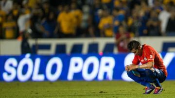 Rogelio Chávez se lamenta tras la derrota sufrida ante Tigres