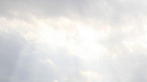 La búsqueda del avión cambió hoy del Mar de China Meridional al Índico.