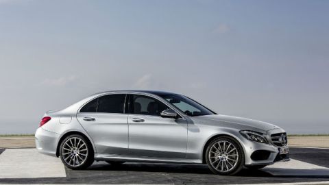 La red más amplia de producción ayudará a Mercedes ser más flexible a la demanda de los consumidores.