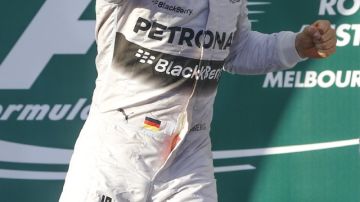 El alemán Nico Rosberg, de  McLaren,  es el primer líder del campeonato mundial de Fórmula 1 que arrancó en suelo australiano.