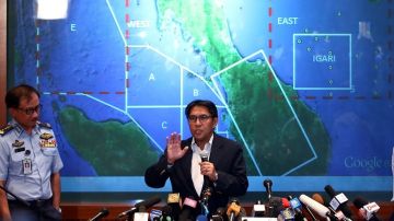 Al menos 26 países participan en la nueva fase de búsqueda, después de confirmarse que el vuelo MH370 desconectó las comunicaciones y cambió de rumbo de forma deliberada.