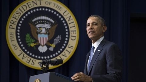 Barack Obama, asiste en la Casa Blanca a una proyección de la película "César Chávez", que rememora la historia de ese líder campesino.