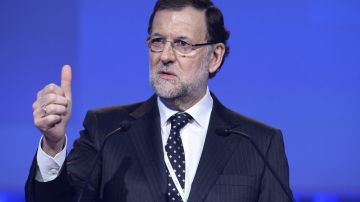 Rajoy afirma que debe respearse la Constitución.