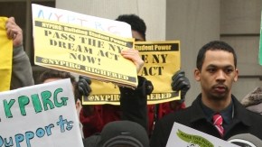 La lucha en torno a la ayuda financiera para estudiantes indocumentados —a través del DREAM Act NY— se enfoca ahora en su inclusión en el presupuesto estatal de NY.