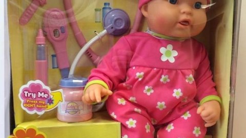 Regrese la muñeca "My Sweet Love" a la tienda donde la adquirió.