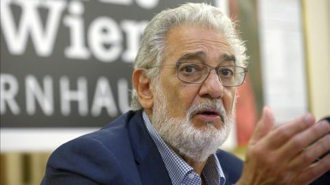 El tenor español Plácido Domingo comparece en una rueda de prensa en enero pasado. EFE/Archivo